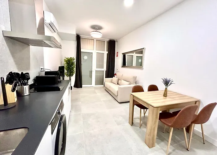 Valencia Comfort Stay Near Metro, 2 Bed, 1 Bath